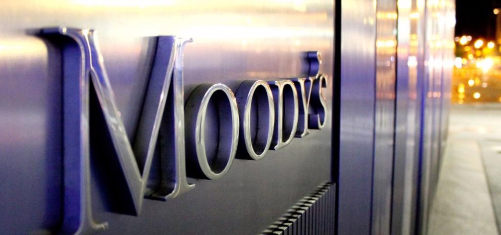 Moody's upgrades Greek banks to capture improvements in the economy and lower problem loans